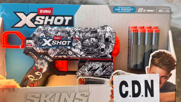 Cártel del Noreste reparte juguetes bélicos a niños en Nuevo León; detienen a presuntos integrantes