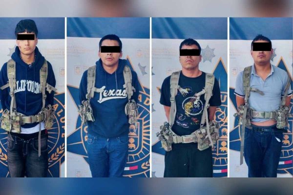 Detienen en Guadalupe, Nuevo León, a cuatro presuntos integrantes de un cártel mientras repartían juguetes a menores
