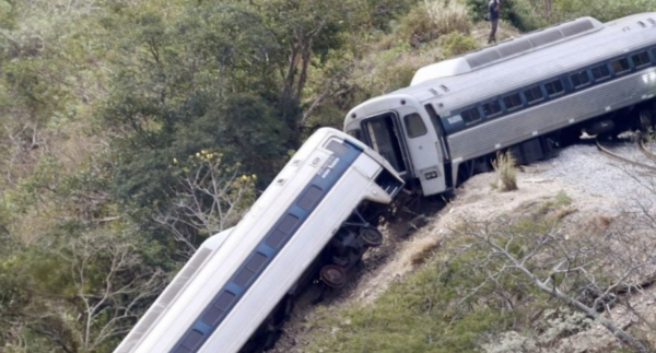 Concluyen necropsias de los fallecidos tras el descarrilamiento del Tren Interoceánico, anuncia FGR