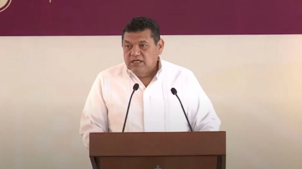 Líder del Sindicato de la Cámara de Diputados retira más de 16.2 mdp del banco en un "diablito" 10 días antes de lo previsto | Omnia