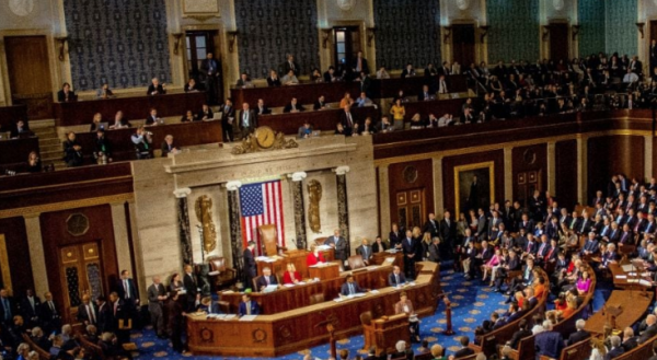 Senado aprueba el plan fiscal de Trump con el voto de JD Vance; será devuelto a la Cámara Baja