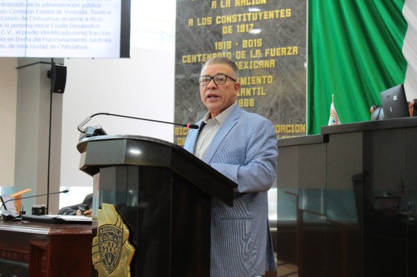 Pérez Pavía llama a extremar precauciones tras desbordamiento del río Conchos