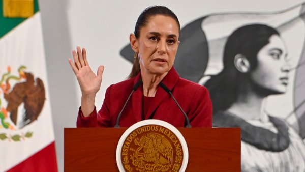 Sheinbaum critica a EU por negociar con el hijo de 'El Chapo'