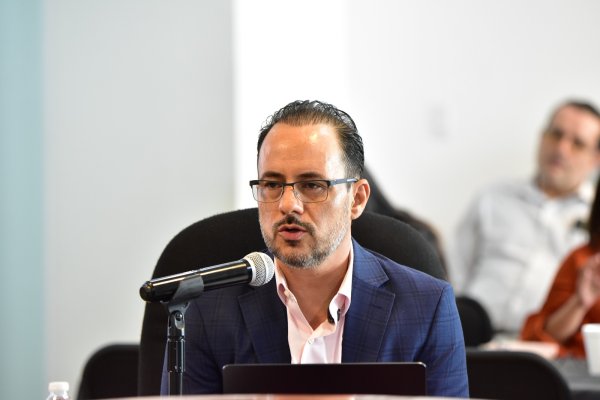 En Chihuahua no olvidamos su negligencia. Nombramiento de López-Gatell a la OMS es una burla para los mexicanos”, acusa Jorge Soto