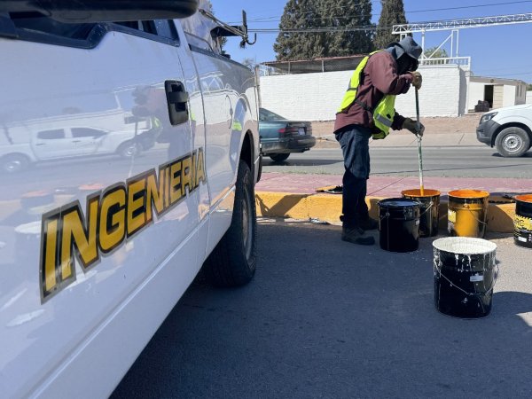 Aplica SSPE más de 3 mil litros de pintura en pasos peatonales durante el primer semestre del año