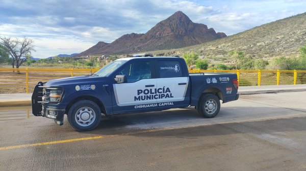 Como medida preventiva mantiene Policía Municipal cerrado el acceso al río Sacramento
