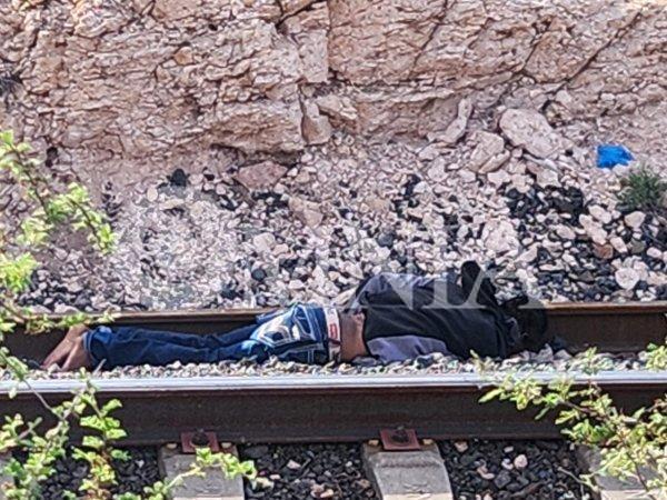 Localizan a hombre sin vida en las vías del tren en la Vialidad CH-P