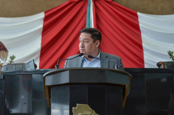 Morena hundió al país en deuda y ahora quiere dar lecciones en Chihuahua: Alfredo Chávez