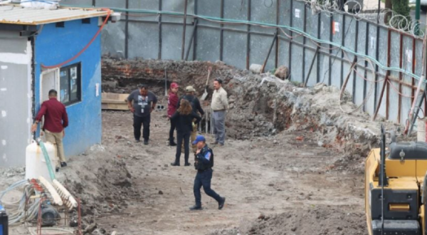 Restos humanos hallados en CDMX pertenecen a un panteón del siglo XVIII que fue demolido: Gobierno Federal