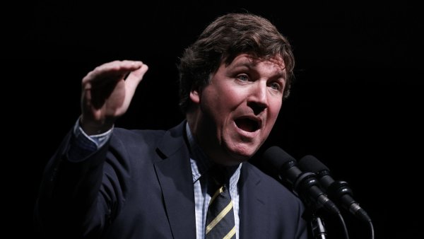 Carlson propone retirar la ciudadanía a estadounidenses que hayan combatido en Ucrania
