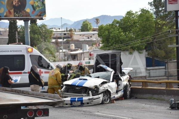 Muere mujer de 18 años en fuerte choque sobre Periférico de la Juventud