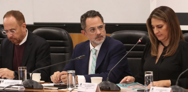 Profeco acusa que diputados han intentado detener procesos de suspensión a comercios