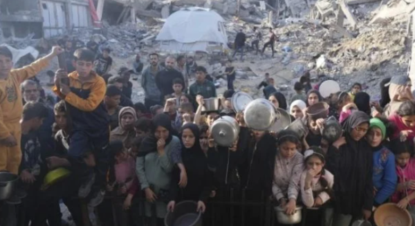 ONU eleva a 875 los palestinos muertos por ataques de Israel cuando intentaban obtener comida