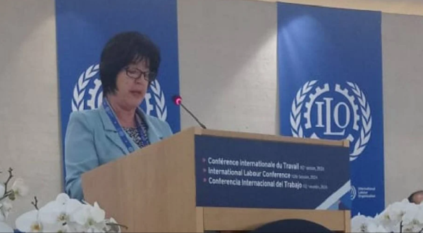 Ministra de Trabajo y Seguridad Social de Cuba afirma que mendigos en realidad están 