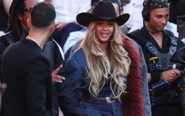 Roban canciones a coreógrafo del próximo álbum de Beyoncé y los planes del tour