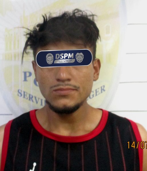 Fue detenido cerca de la Tecnológico   con supuesto cristal en su poder
