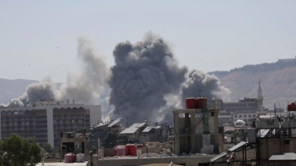Israel ataca Siria: se reportan bombardeos contra el ministerio de Defensa en Damasco y en Sweida