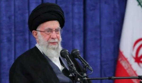 El líder supremo iraní advierte a EU e Israel que Irán está listo para responder a cualquier nuevo ataque