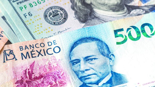 Peso mexicano cierra con ganancias tras una racha de tres jornadas con pérdidas