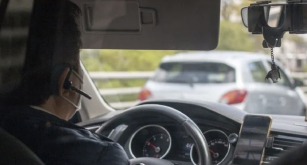 Uber rompe acuerdo con gobierno de Sheinbaum y sube tarifas; Profeco lanza operativo