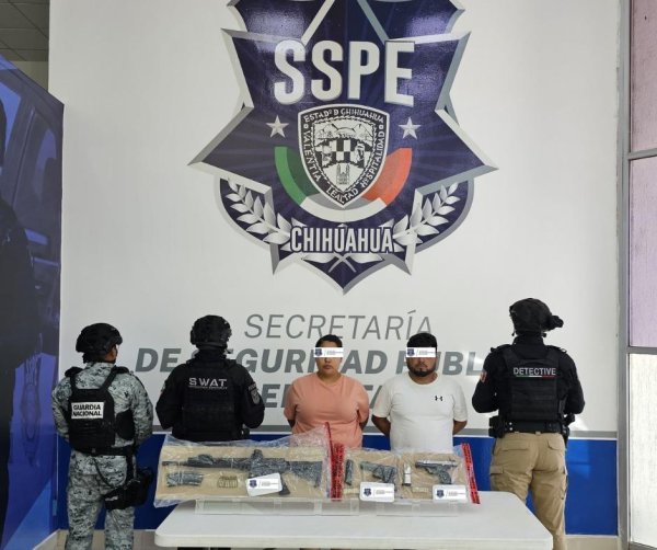 Asegura SSPE seis armas y tres vehículos relacionados con homicidio en Juárez
