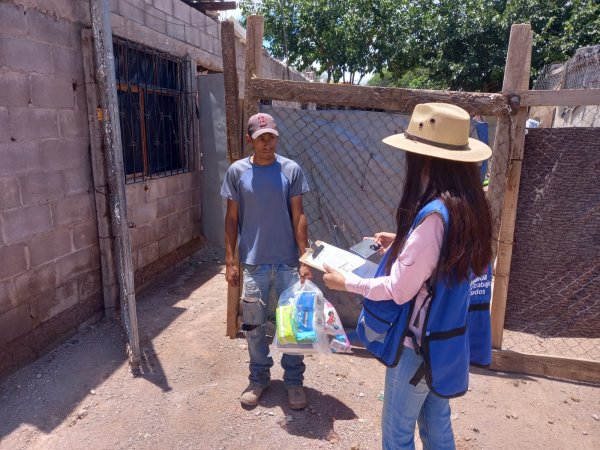 Entregó Municipio 76 kits de limpieza, un refrigerador y más apoyos sociales por lluvias