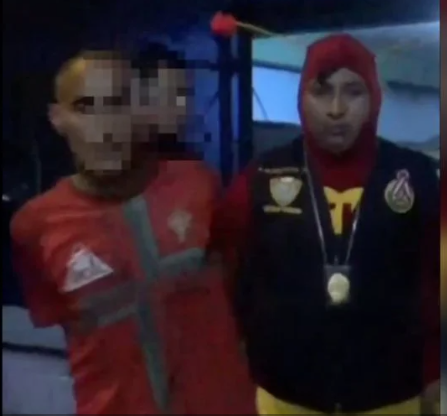 Policía disfrazado del Chapulín Colorado arresta en operativo a cinco presuntos vendedores de droga en Perú