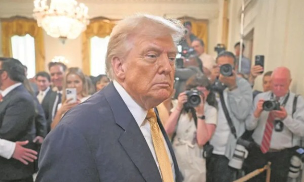 Trump niega carta a Epstein; demanda al Wall Street Journal por 10 mil mdd