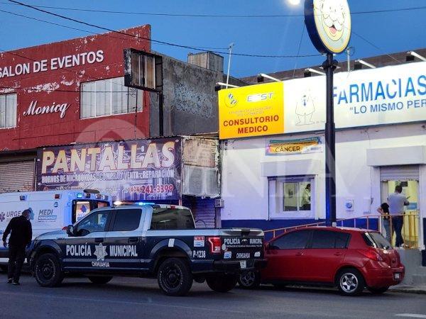 Muere mujer de un infarto en consultorio de Farmacias Similares en la colonia Zarco
