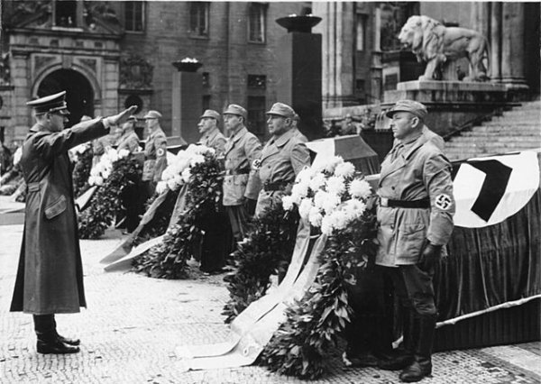 Alemania conmemora 81 años de fallido atentado contra Hitler