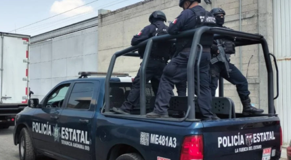 Ciudadanos bloquean entradas a varios municipios del Edomex tras operativo de la fiscalía estatal y la Guardia Nacional