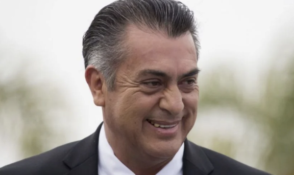 Hombre incendia la casa de Jaime Rodríguez “El Bronco”, exgobernador de Nuevo León