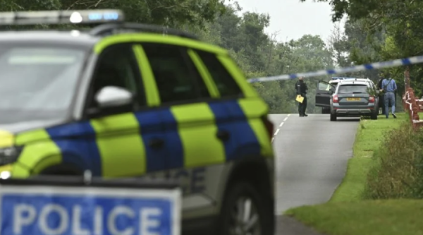 Mueren mujer y menor en tiroteo en Irlanda del Norte; hay dos personas más con heridas graves
