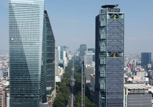 Analistas privados mantienen en 0.2% estimación de crecimiento de la economía mexicana en 2025