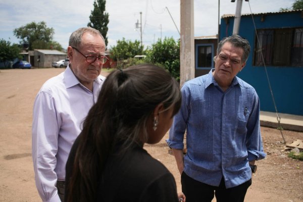 Recorren funcionarios de Salud estatales y federales Cuauhtémoc; visitan campos menonitas