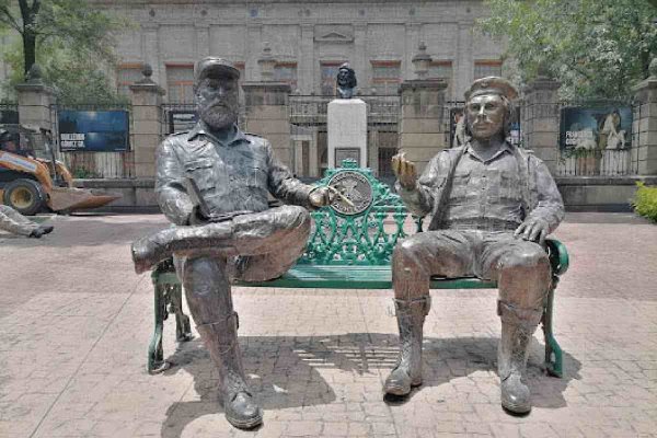 Brugada exige a alcaldesa de Cuauhtémoc devolver estatuas de Fidel Castro y el Che Guevara; “es una ilegalidad”, dice Sheinbaum