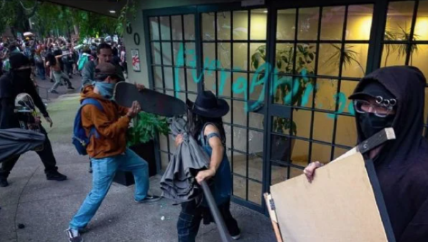 El Frente por la Vivienda Joven reivindica la lucha radical contra la gentrificación en la CDMX