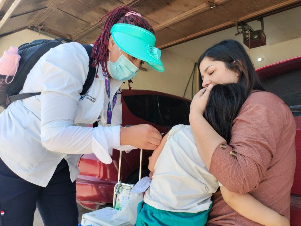 Han aplicado SSE, IMSS, ISSSTE y PCE más de 369 mil vacunas vs. el sarampión