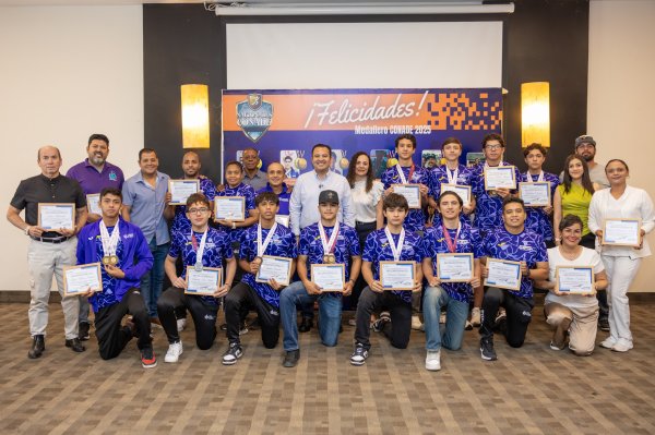 Reconoce Valenciano en Delicias a deportistas destacados de los Juegos Nacionales CONADE