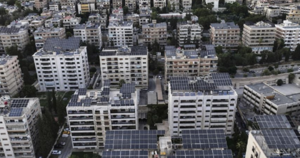 Siria apuesta por la energía solar tras años de apagones y guerra civil