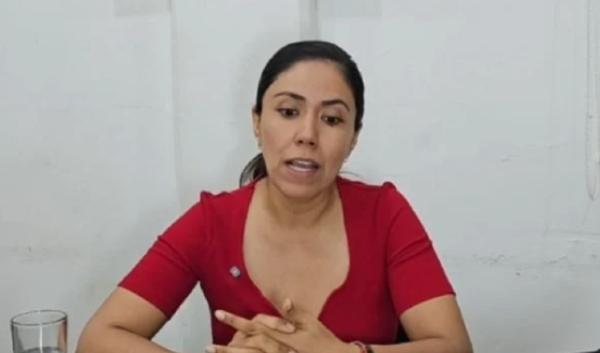 Alcaldesa de Apatzingán admite desplazamiento forzado de familias por la violencia