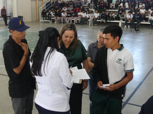 Conalep Chihuahua refuerza acciones de prevención contra el sarampión: 6,800 alumnos vacunados