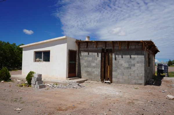 Inicio Municipio adecuaciones para construir comandancia en el Ejido la Esperanza