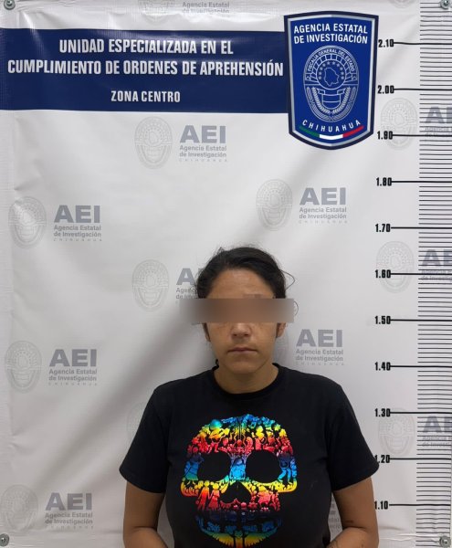 Detiene AEI a mujer por violencia familiar contra su hija