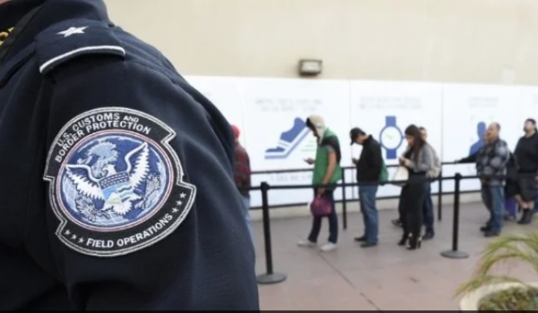 Dos agentes aduaneros se declaran culpables de permitir ingreso de drogas a EU desde México