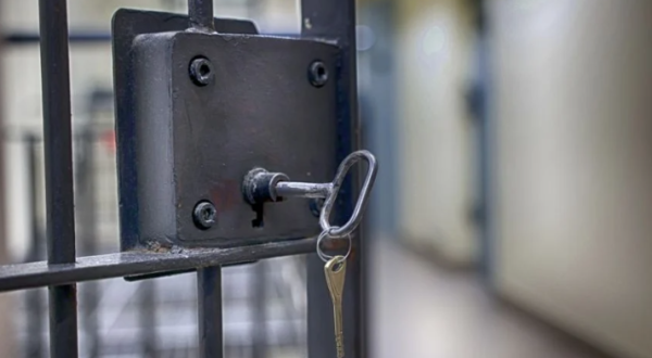 Exalcalde uruguayo se suicida en su celda; estaba detenido por explotación sexual de menores