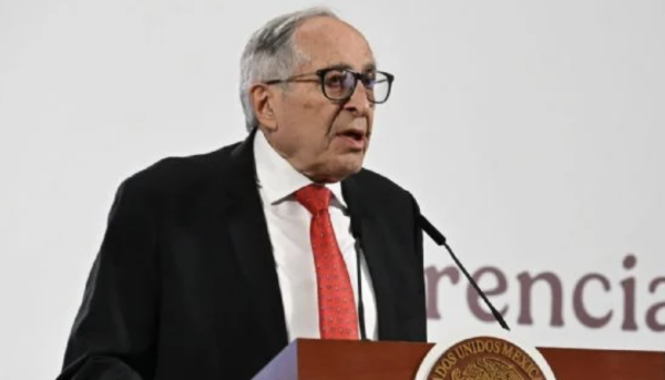 Kershenobich reconoce escasez nacional de vacunas contra tuberculosis para recién nacidos