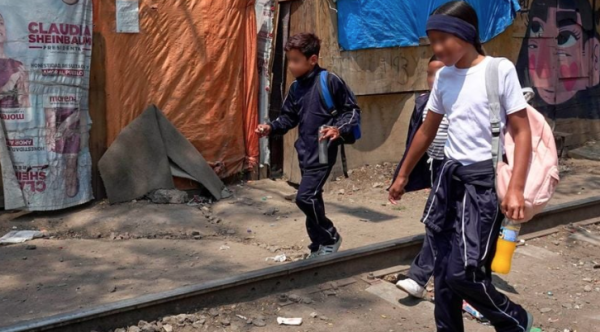 Niños y adolescentes refugiados y desplazados en México enfrentan rezagos en educación y aprendizaje