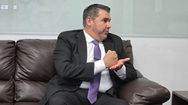 Chihuahua no tiene porqué seguir el modelo federal y sostener vida al Ichitaip: Sergio Facio