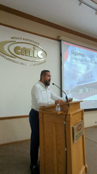 Presenta Conagua acciones a integrantes de CMIC